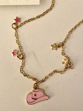 Lot NWT pink cowboy hat necklace, earrings, phone charm